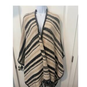 Kensie Sweater Cardigan Fringe Poncho-OS
